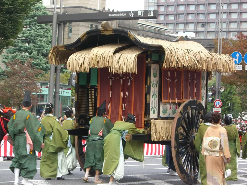 A ceremonial carriage and historical-costume participants in the 2007 Jidai Matsuri procession.